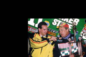 2000-04-22 Eldora WoO Johnny Gibson Steve Kinser PAUL ARCH PHOTO Touched