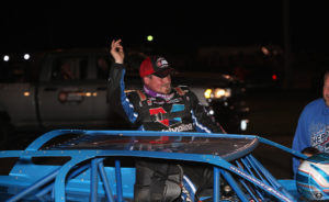Sheppard celebrates Illini 100 Win