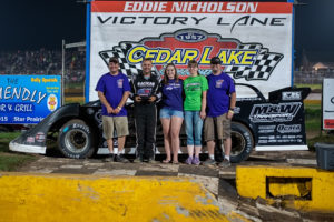 Mark Whitener wins the F.A.N.S Fund Dash