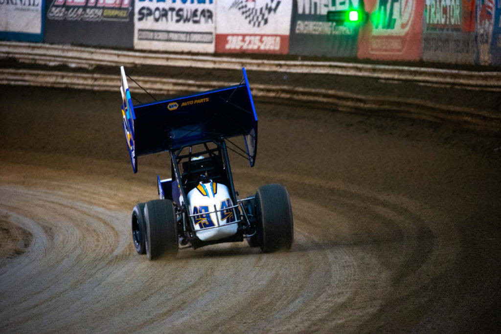 Sweet goes for his fourth straight World of Outlaws title in 2022