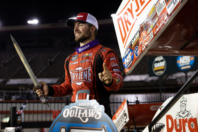 COLOSSEUM CRUSHER: Logan Schuchart Dominates Bristol Bash for First Win of 2022