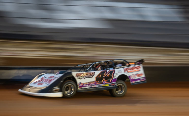 PRACTICE MAKES PERFECT: Practice Opens Bristol Bash for World of Outlaws Late Models