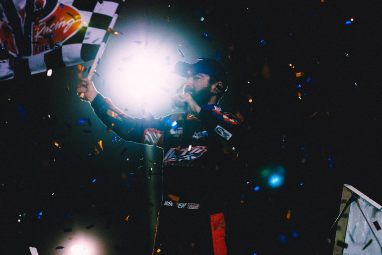 ROTH RETURNS: James McFadden Delivers 99th World of Outlaws Win for Roth Motorsports