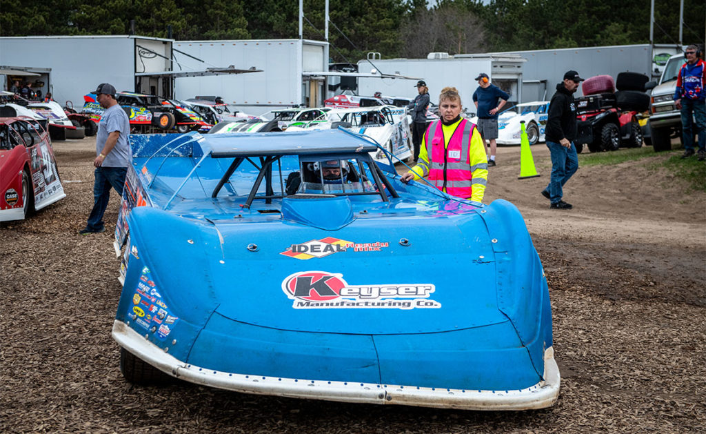 Dennis Erb Jr. gets ready to to race at Sunshine Nationals