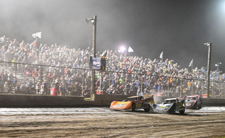 A MATTER OF INCHES: Kyle Bronson Outduels Brian Shirley for Tri-City Speedway Victory