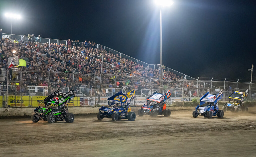 The leaders race to the green flag at Wilmot Raceway