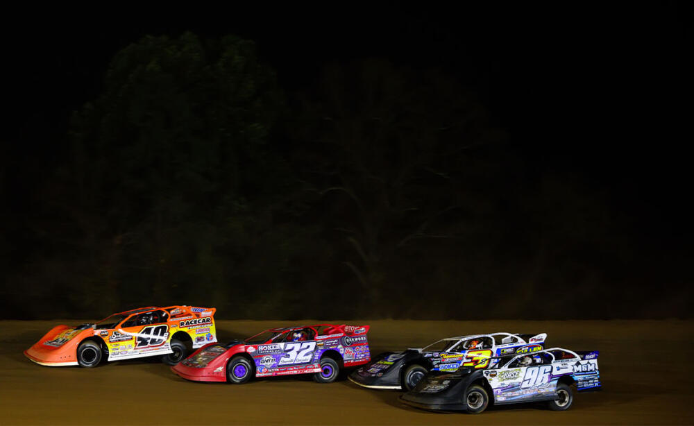 Four way battle at Atomic Speedway