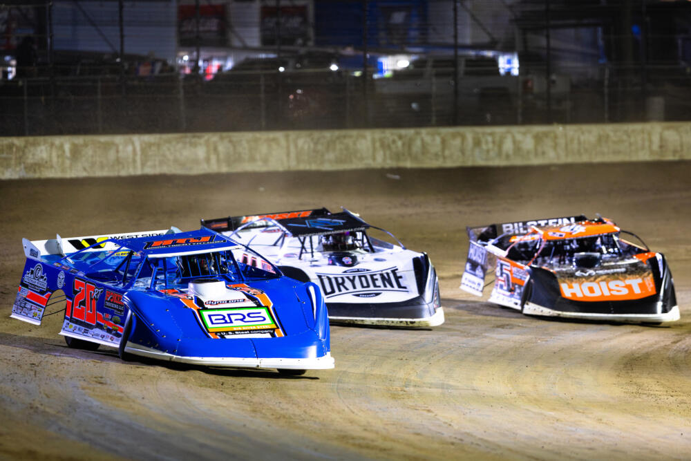 SUN KING: Devin Moran Captures World of Outlaws Opener at Volusia’s ...