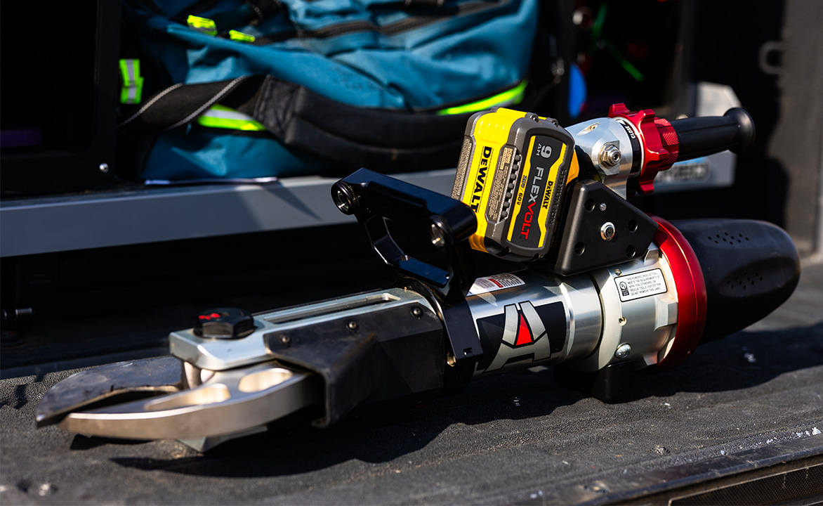 AMKUS Helping to Power World of Outlaws' Safety Efforts as Official ...