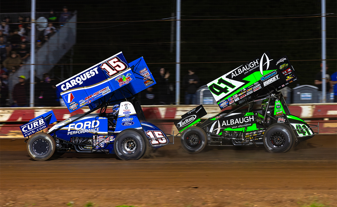 Donny Schatz races ahead of Carson Macedo