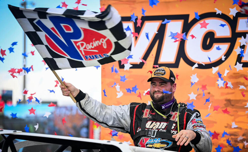Ryan Gustin wins at Deer Creek Speedway