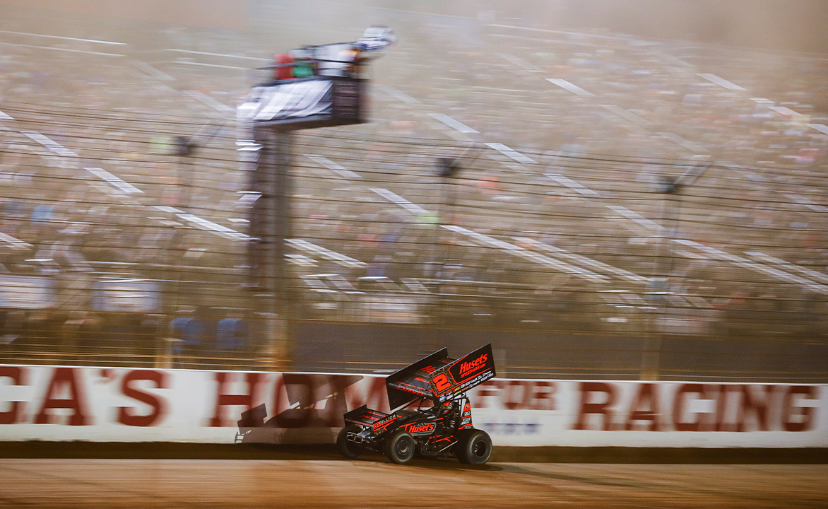 David Gravel crossing the finish line at Charlotte