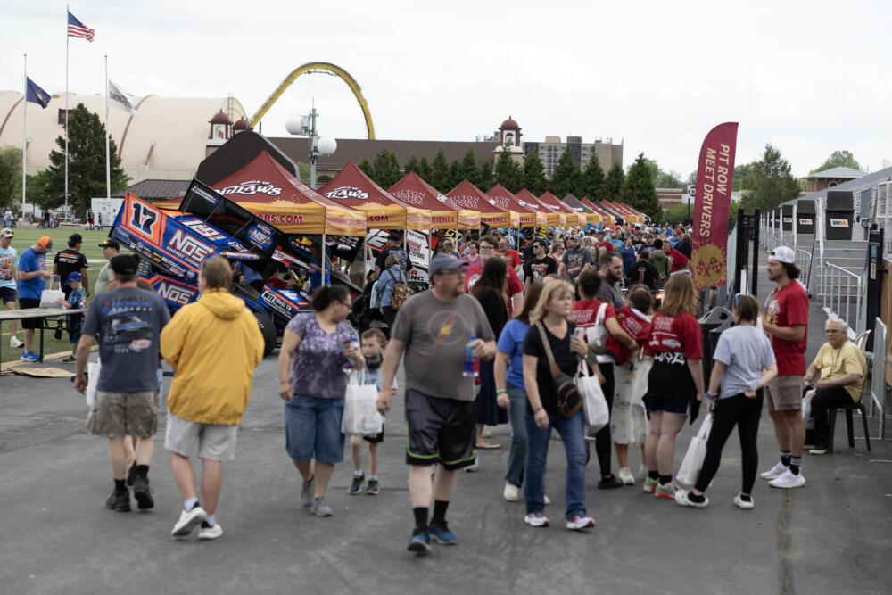 PA fans attend MHS Sprint Car Day