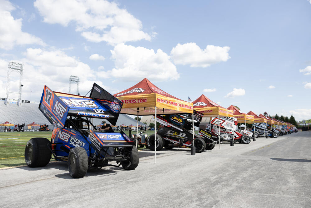 Hershey Sprint Car Experience lineup of cars.