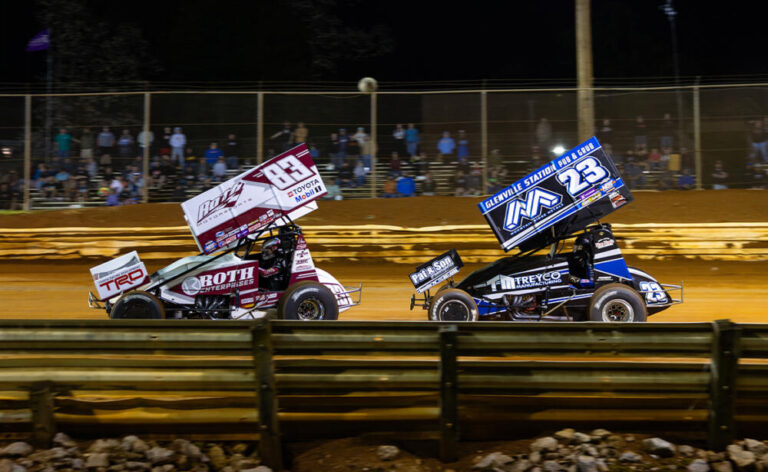 Buddy Kofoid racing ahead of Chase Dietz at Lincoln Speedway