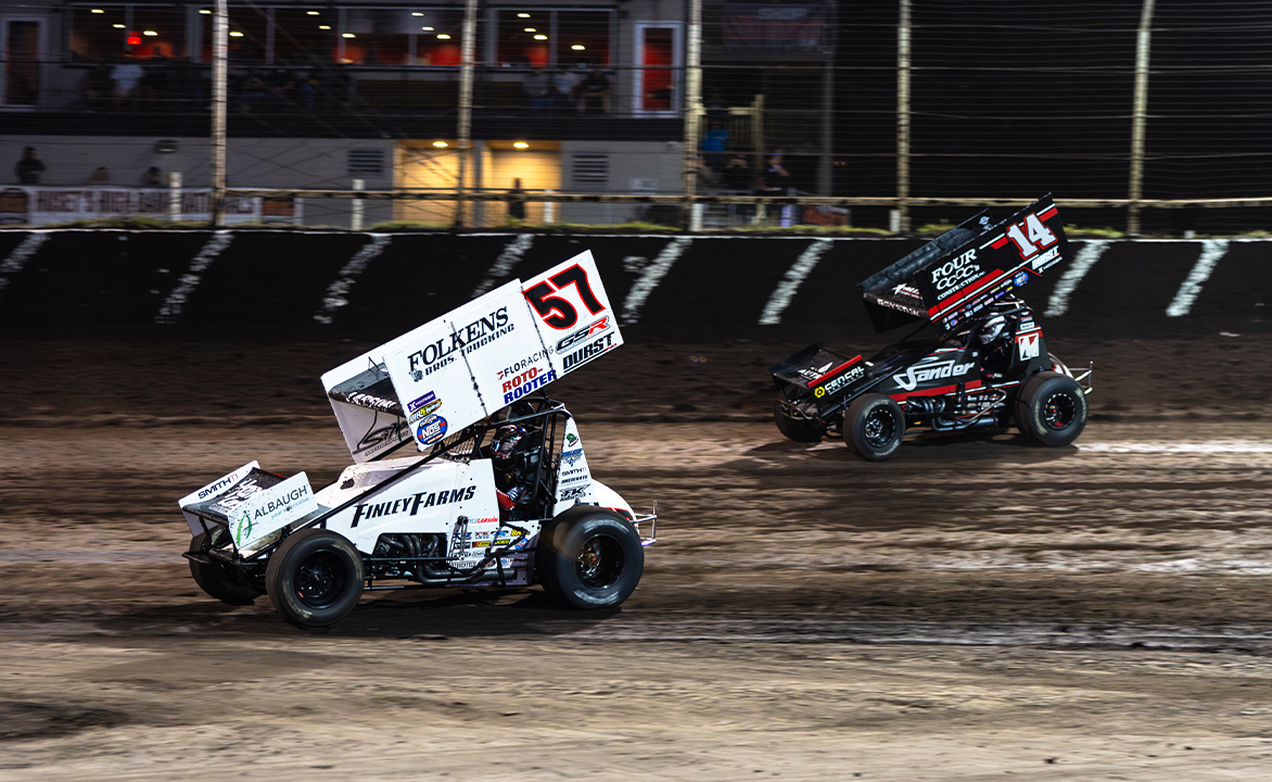 Kyle Larson races ahead of Spencer Bayston