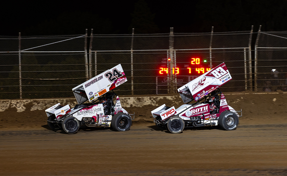 Rico Abreu races ahead of Buddy Kofoid at Plymouth Dirt Track