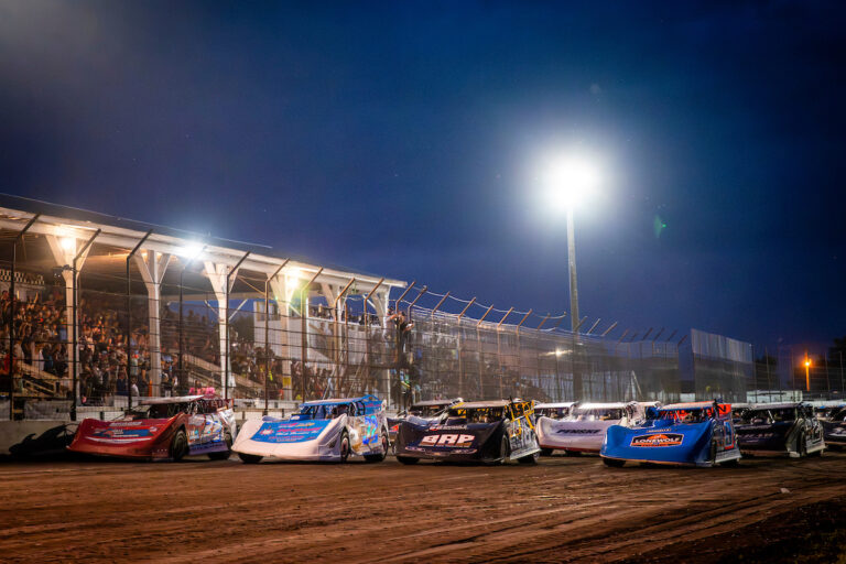 WHAT TO WATCH FOR: World of Outlaws Making Final Buckeye State Stop of 2025 with Sharon Doubleheader