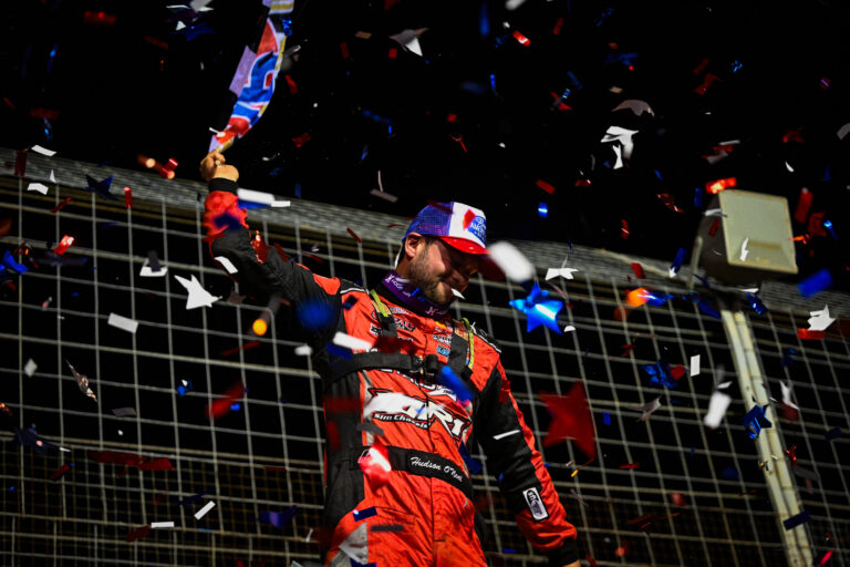 O’Neal Steals Thursday World Finals Victory From Sheppard in Final Corner