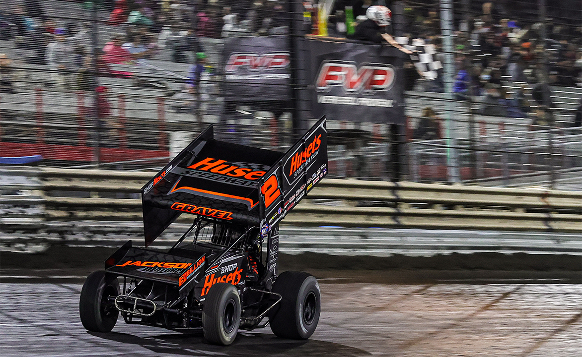 David Gravel crossing the Knoxville Raceway finish line