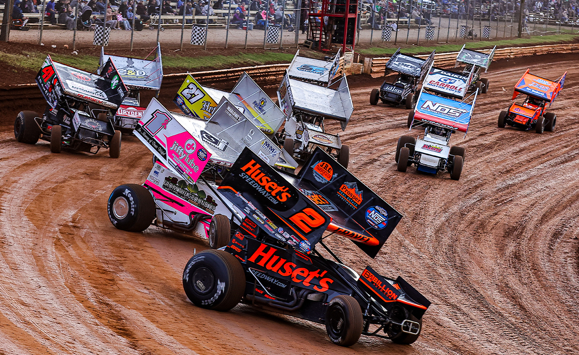 World of Outlaws Sprint Cars racing at Lincoln Speedway